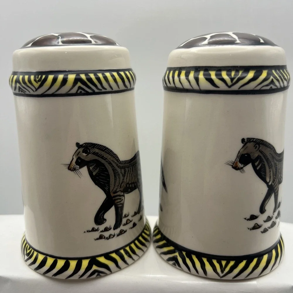 Penzo Pottery Zimbabwe Hand Painted Ceramic Salt Pepper Shakers Signed Phillip